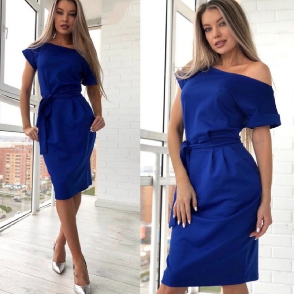 bluewinkz Dresses & Skirts - Blue Short Sleeve Dress**